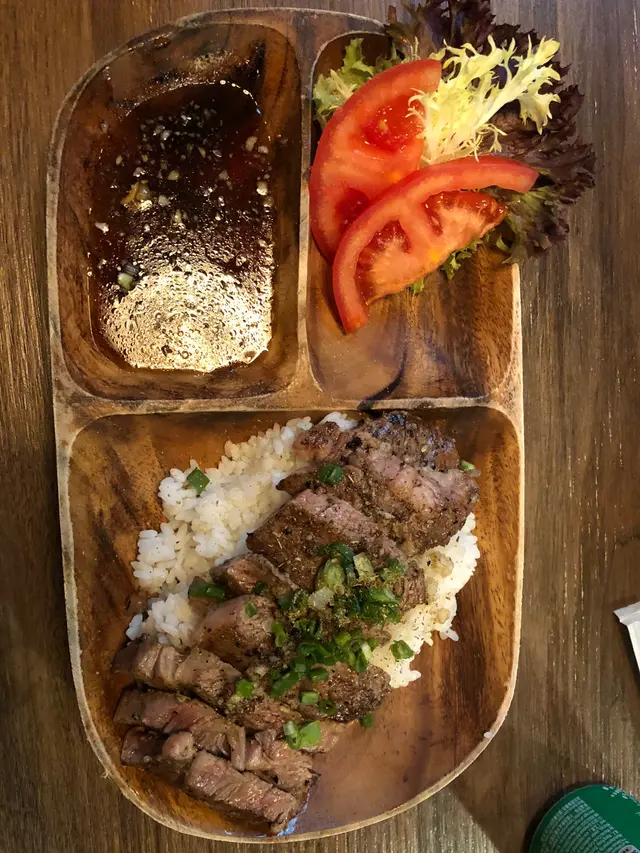 黑安格斯肉眼牛扒飯 