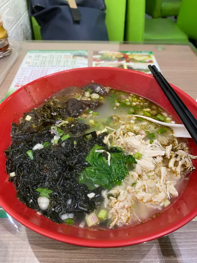 麻辣湯底順喉,麻而不嗆