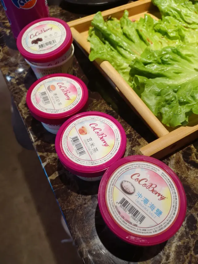 很多款口味的雪糕也是任吃😻
每種味都試了一遍最喜歡沖繩海鹽和玄米茶！非常香濃