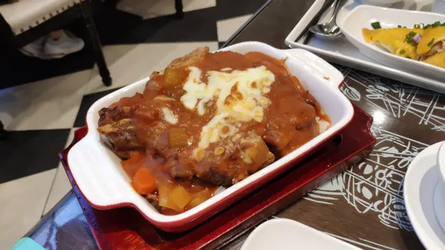 鮮茄焗豬扒飯