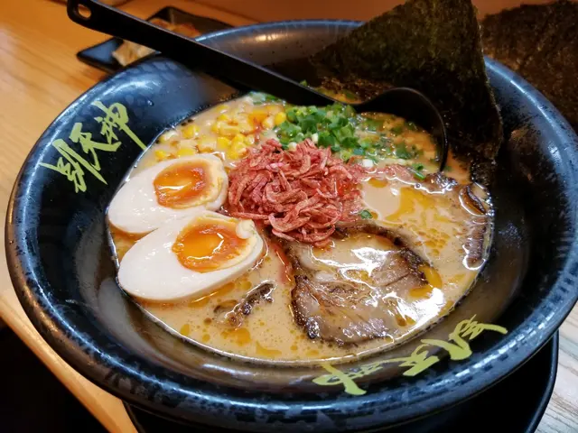 蝦味噌豚骨湯麵
