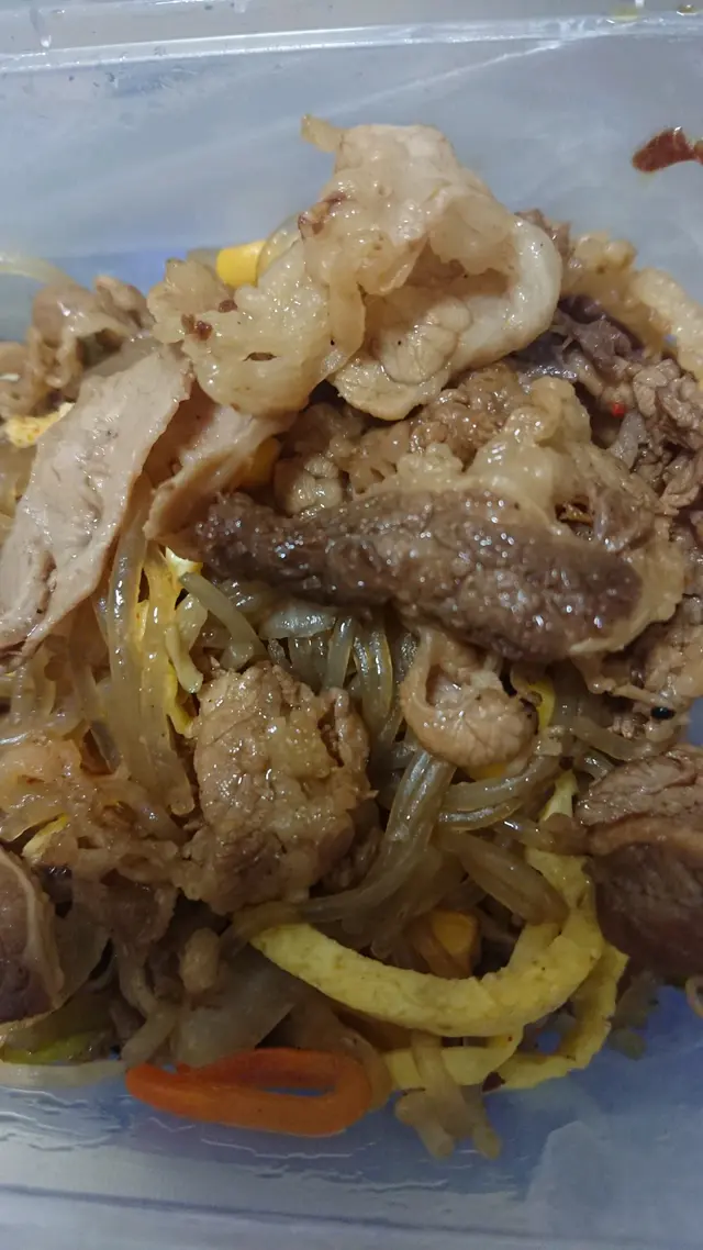 肉有深淺色