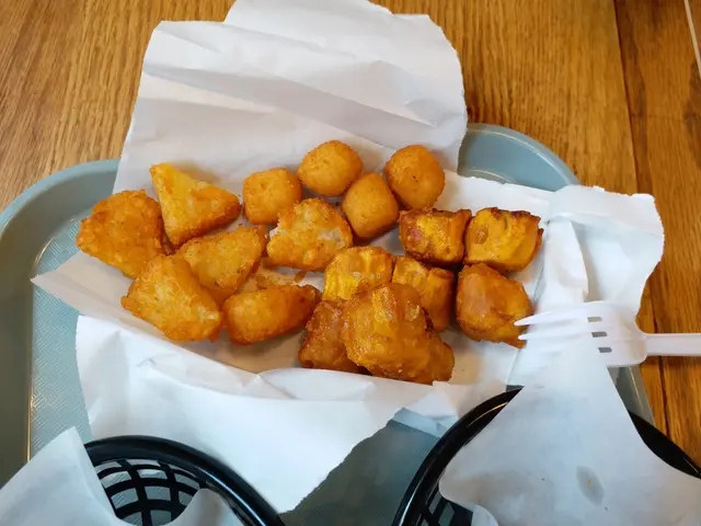 炸芝士,薯塊同炸燒賣