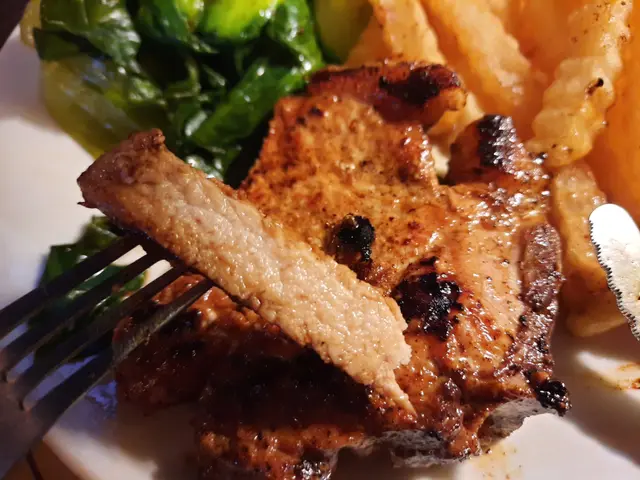 煎豬扒 蒜蓉牛油汁