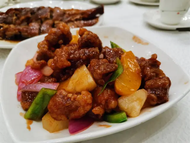 咕嚕黑豚肉