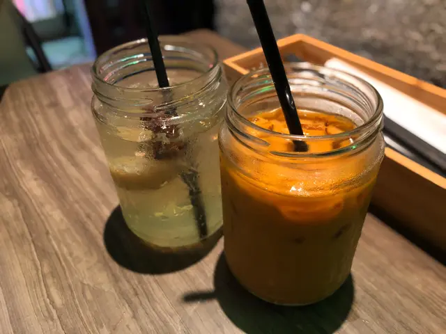 話梅梳打/泰式奶茶