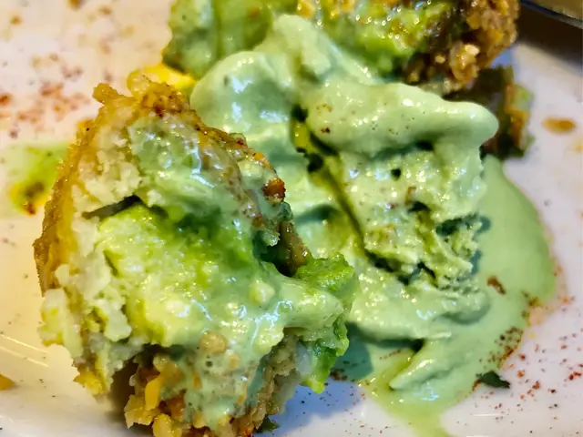 炸牛油果+綠茶雪糕