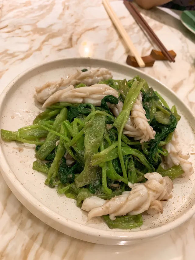 蝦醬鮮魷炒通菜