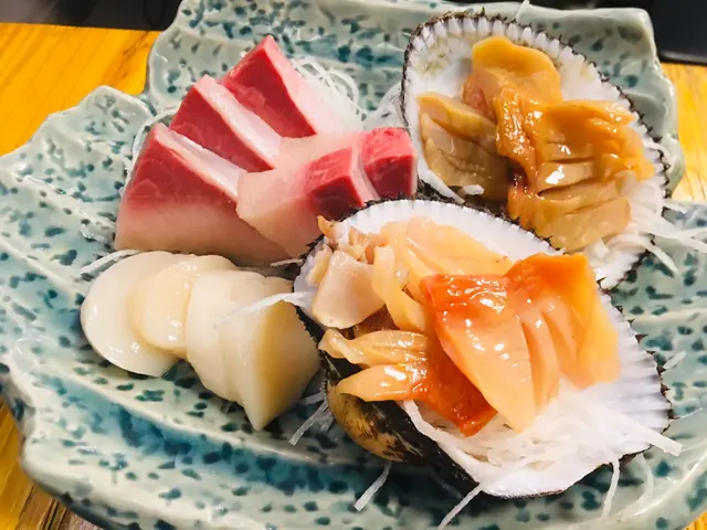 油甘魚、帶子、赤貝