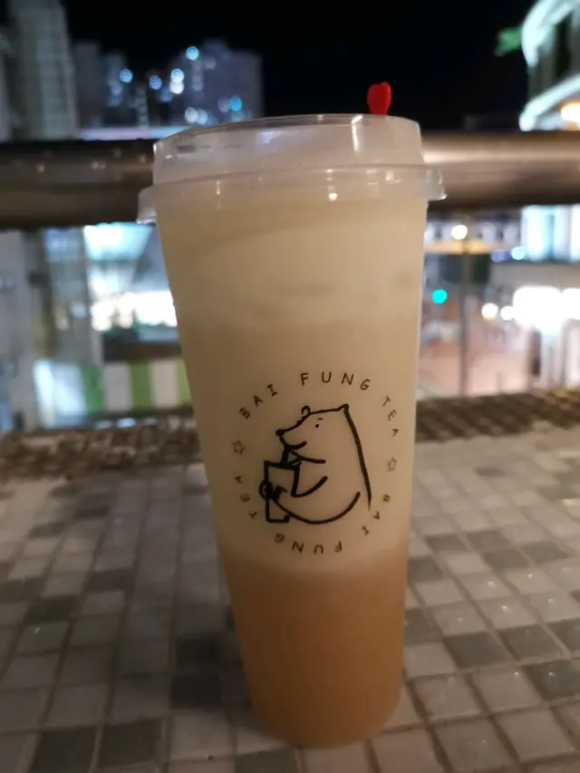 芝士奶蓋洋甘菊金萱烏龍