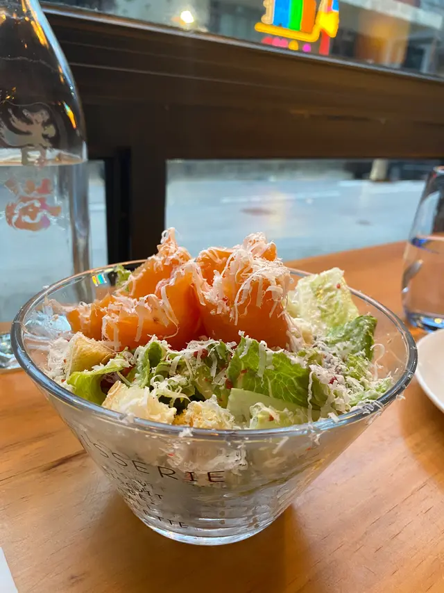 煙三文魚凱撒沙律