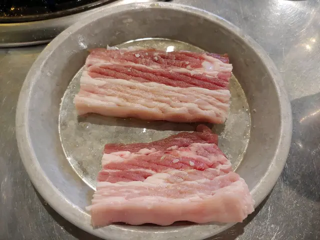 一份3塊厚三花肉