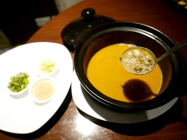 鮮蠔蝦湯脆米泡飯