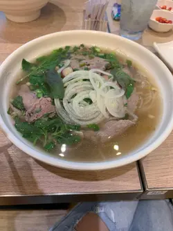生熟牛肉湯檬粉