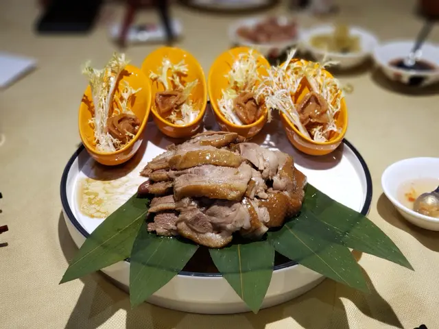 梅汁—口鮮鮑  拼 金牌滷水鵝片