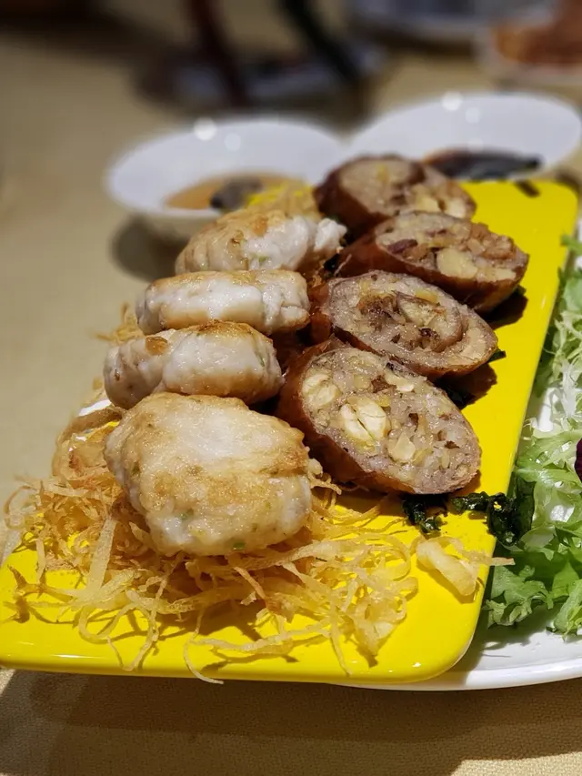 鮮蟹肉手打墨魚餅