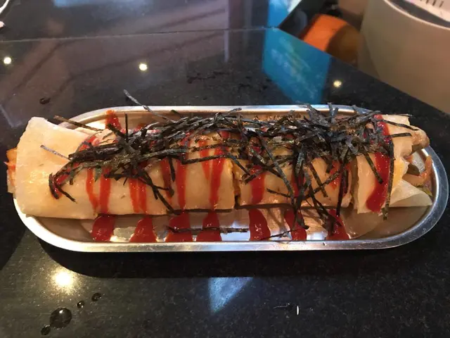 泡棻起司豚肉蛋餅
