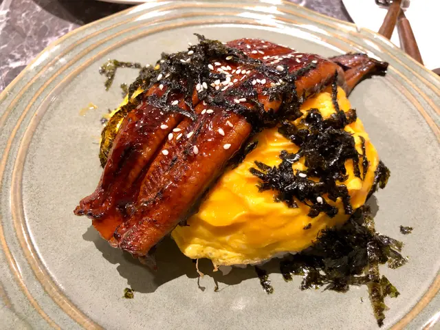 原條鰻魚滑蛋飯