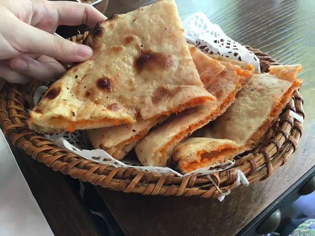 Kashmiri Naan