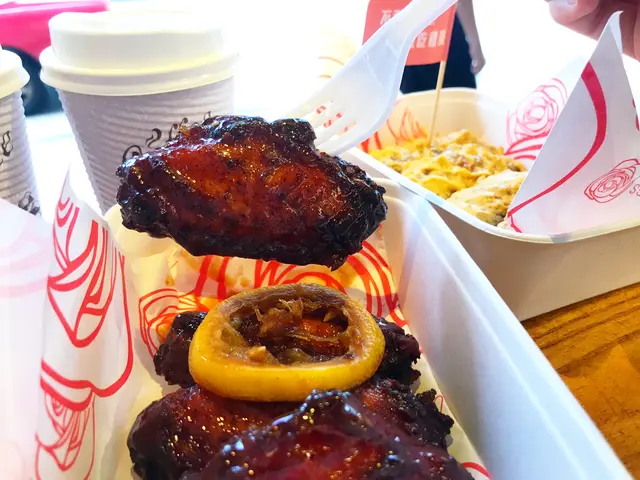 港呢D友情萬歲檸茶