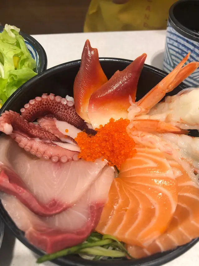 雜錦刺身丼定食