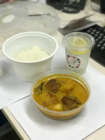 咖哩雞飯