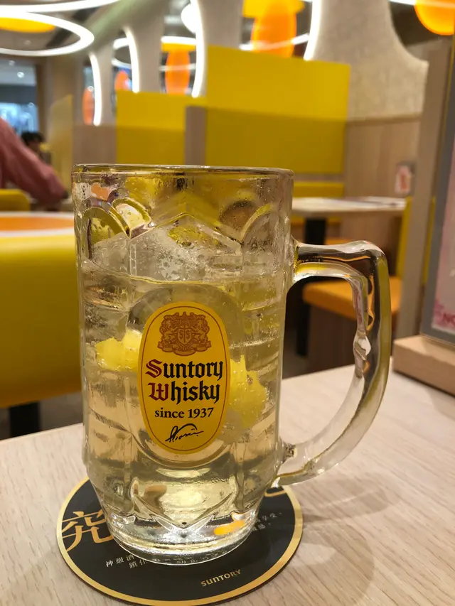 三得利角瓶威士忌梳打