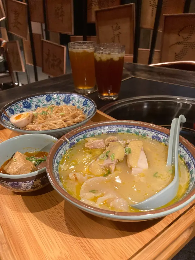 美容養顏花膠濃湯乾拌麵