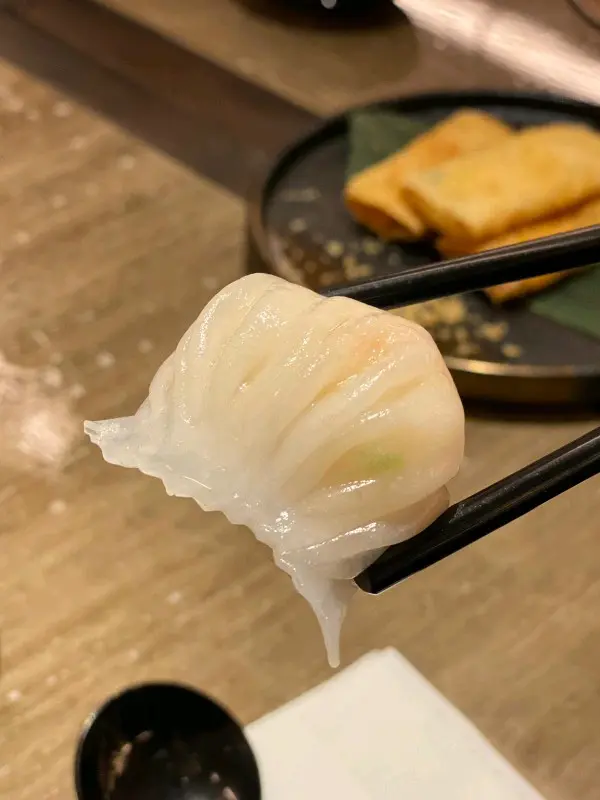 相當靚仔