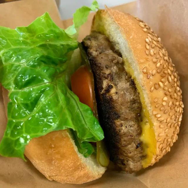 自家製牛肉漢堡包