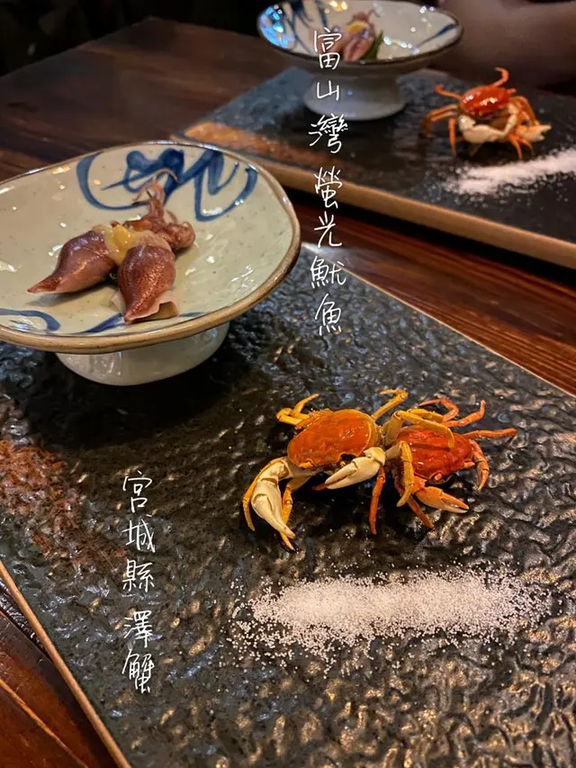 好好食，開頭以為隻蟹仔會好硬好「銀」口，點知食落好脆卡卡，咬落蟹身仲有好濃郁蟹膏咇出黎😋