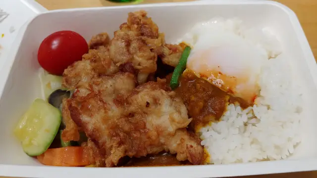 野菜炸雞日式咖哩飯