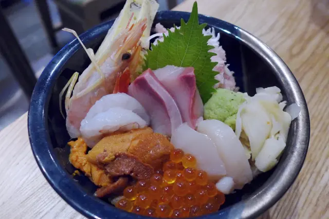 海鮮丼
