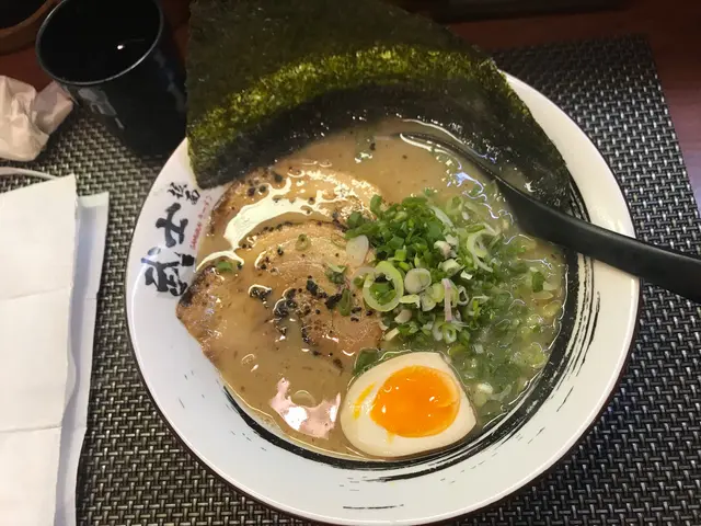 四國香蔥油湯底拉麵