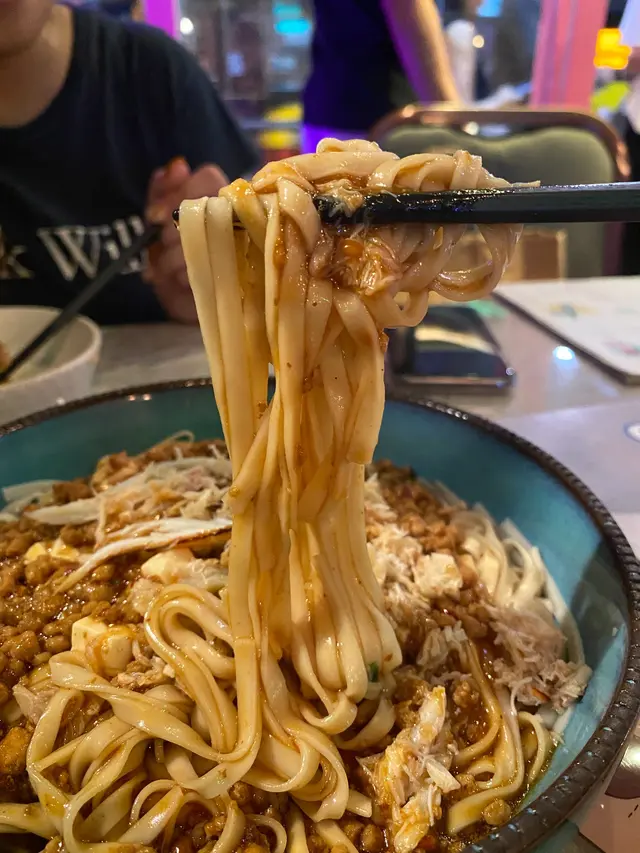 鮮蟹肉麻婆豆腐撈麵