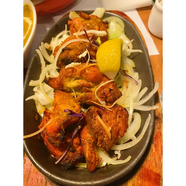 外面較為乾身,而雞肉有點不夠嫩,又未到好柴,所以整體一般,最欣賞是六件雞件都沒肥肉,不用故意挑出來