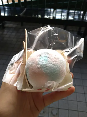 Mochi snowball