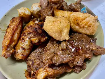 魚肉燒賣、豆卜、燒汁雞腎、燒汁雞中翼、醬油牛仔骨