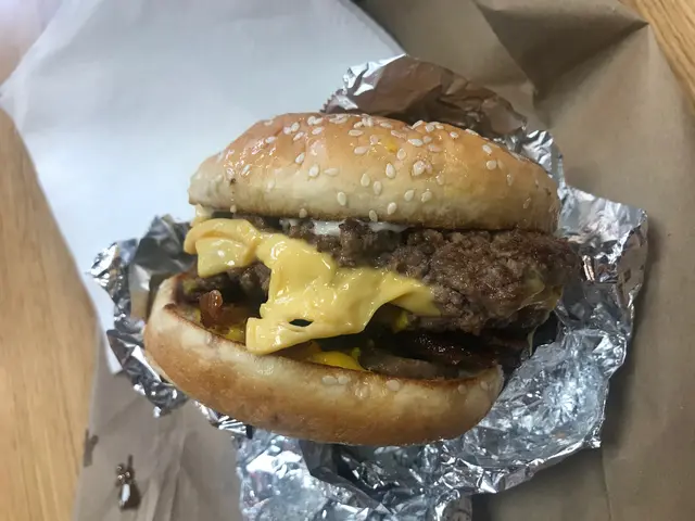 bacon  cheese  burger