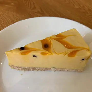 Passionfruit cheesecake