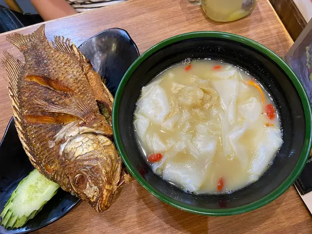 原條魚花膠湯粉皮
