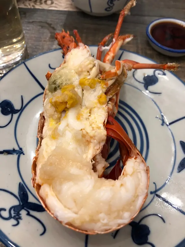龍蝦半隻