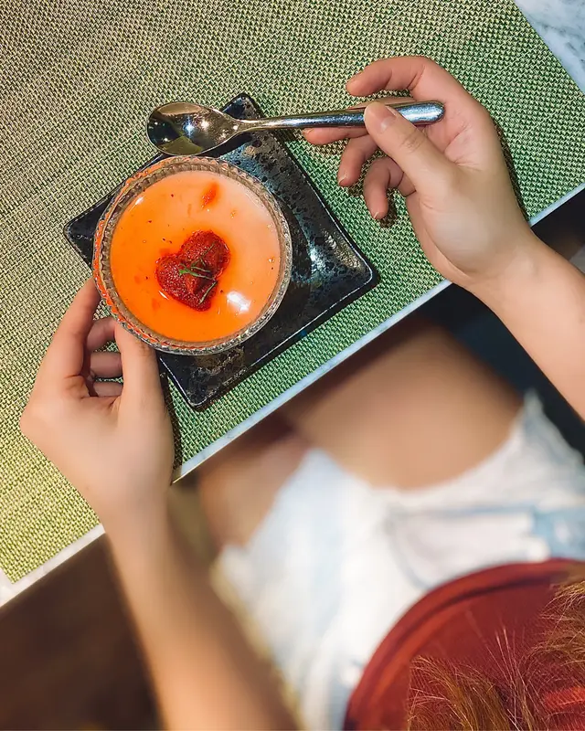 士多啤梨豆腐布丁