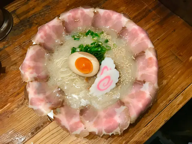 叉燒以 66 度低溫烹調，肉質嫩滑