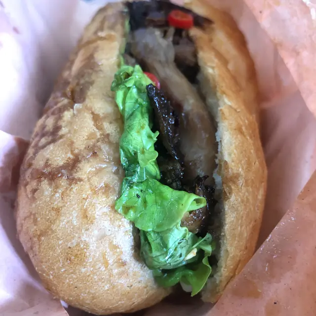 法式油封鴨脾麵包