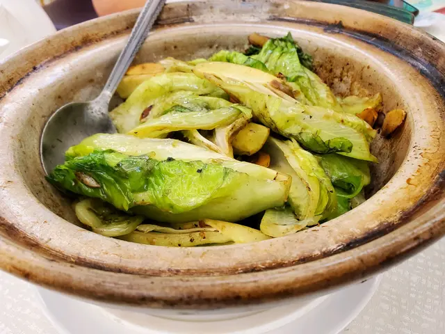 麵醬啫啫唐生菜