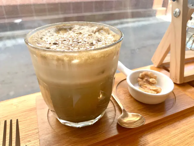 焙茶latte嘅茶味唔夠濃加上較甜，不太推薦