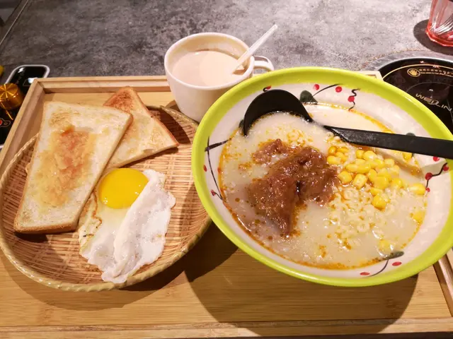 沙嗲牛肉原味韓國麵(早歺)