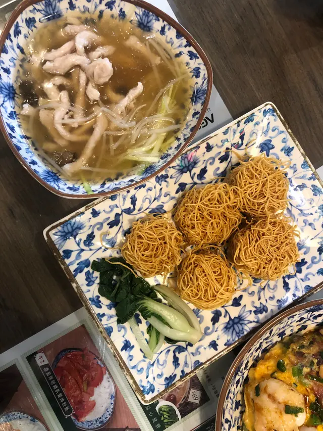 脆炸肉絲炒麵