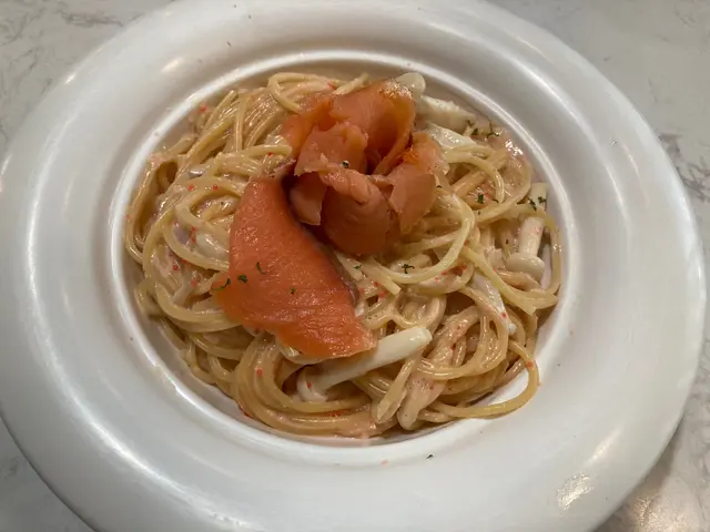 忌廉明太子三文魚意粉